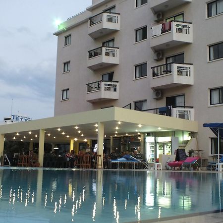 Livas Hotel Apartments Pernera 외부 사진