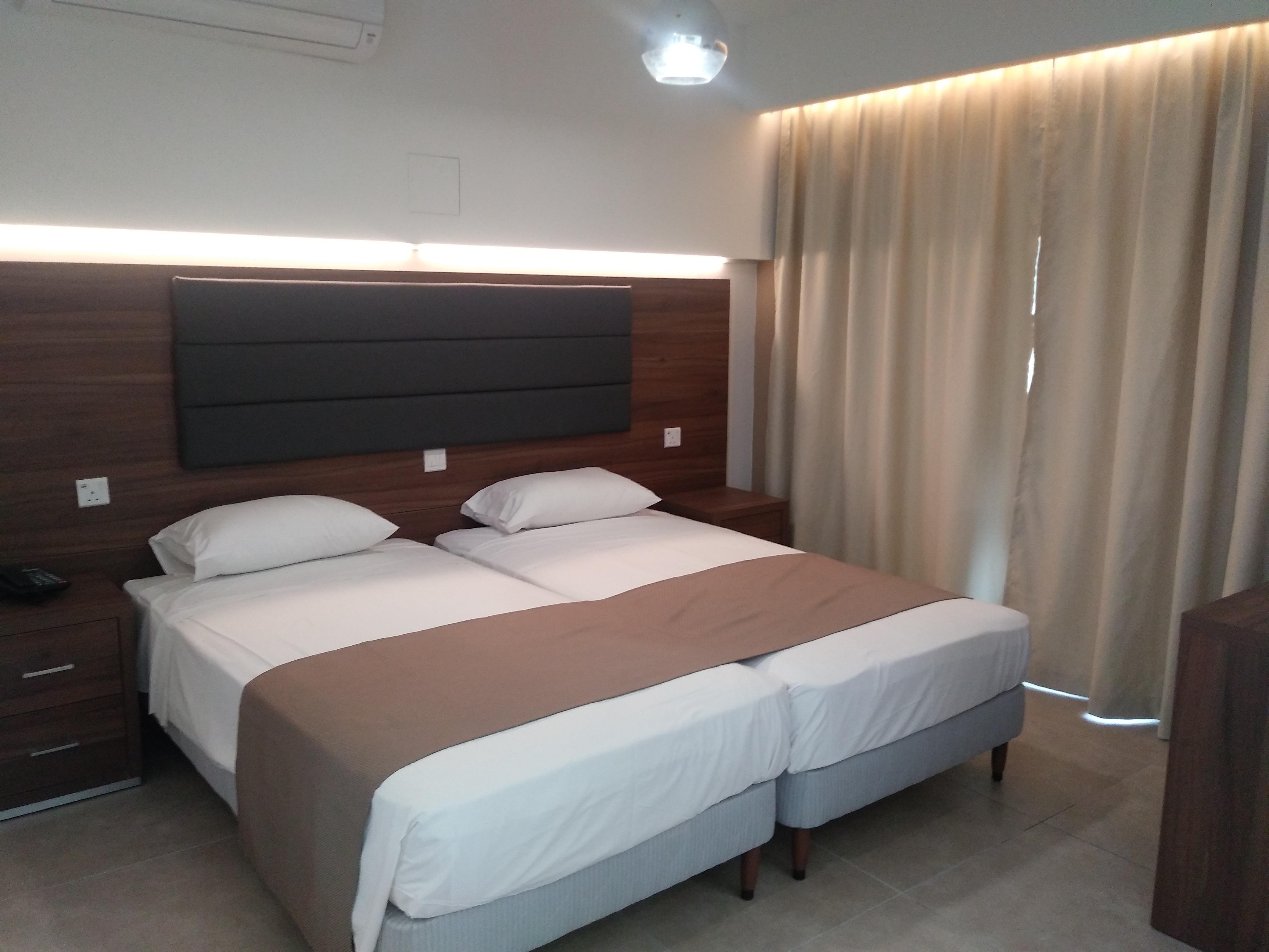 Livas Hotel Apartments Pernera 외부 사진