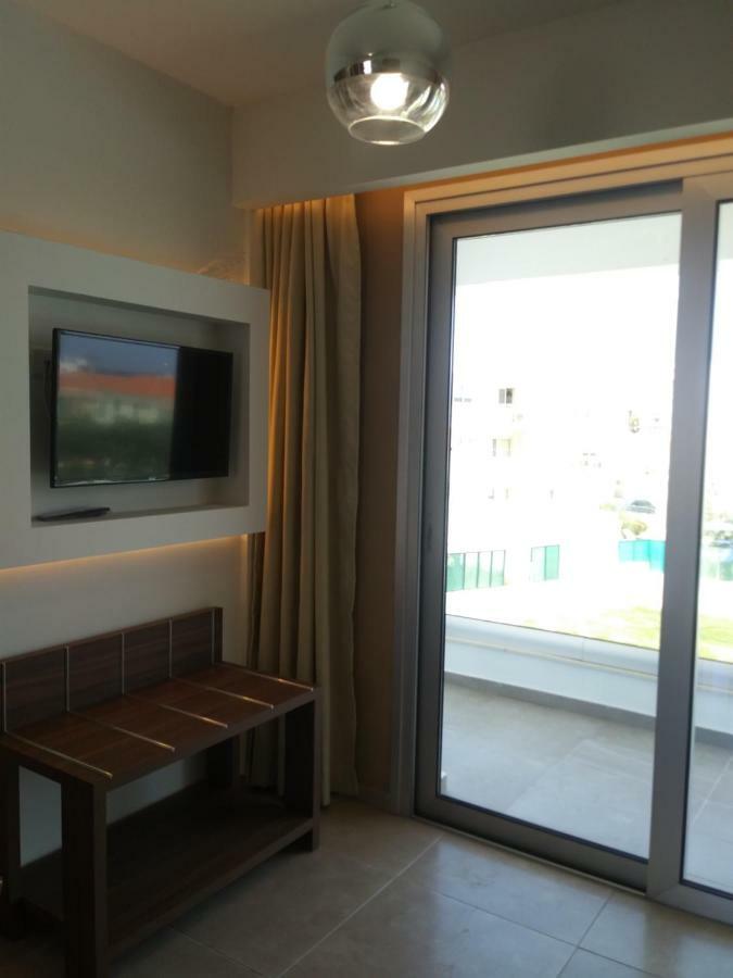 Livas Hotel Apartments Pernera 외부 사진